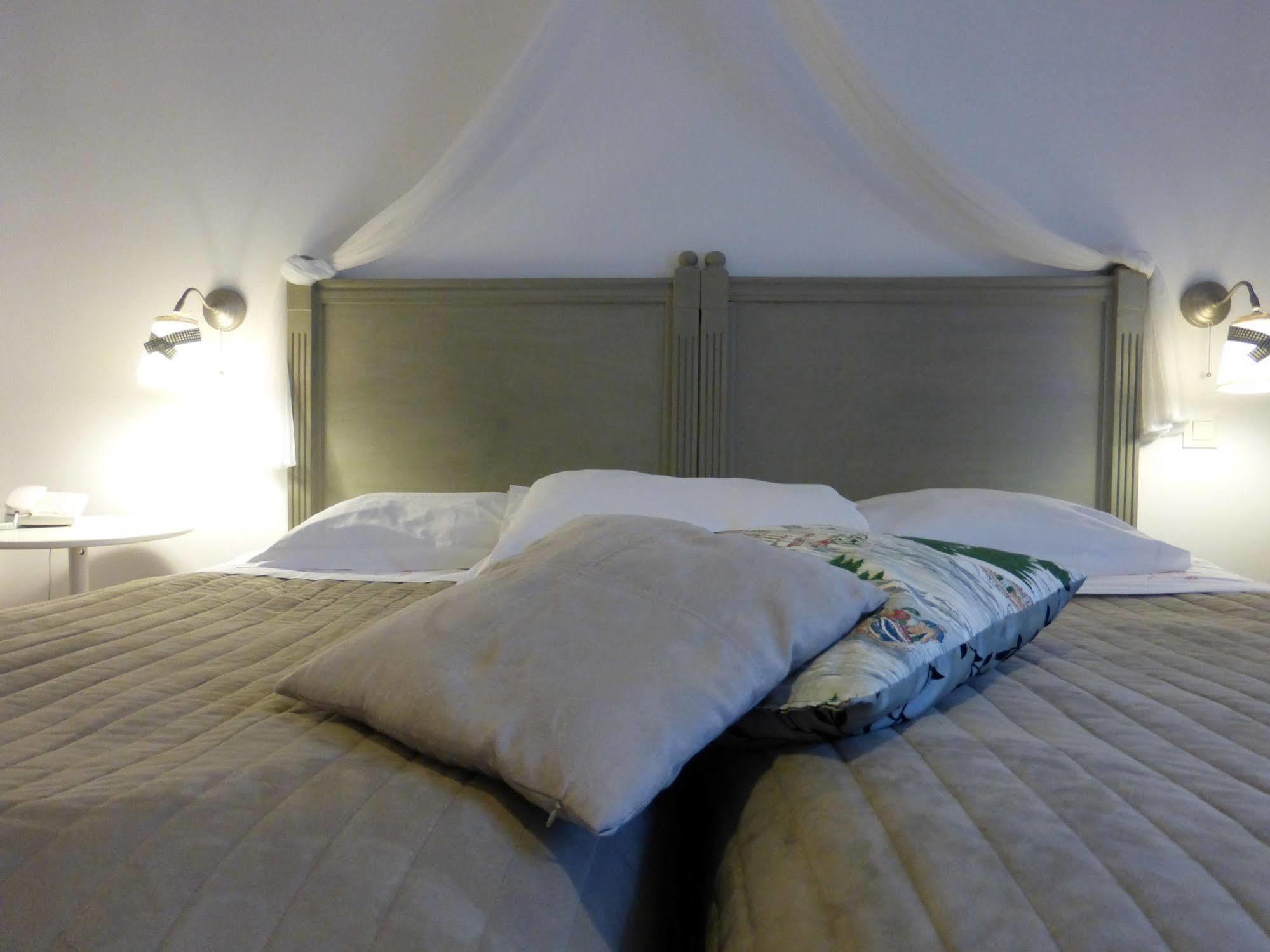 Logis Hotel La Villa Boucicaut Chalon-sur-Saône Buitenkant foto