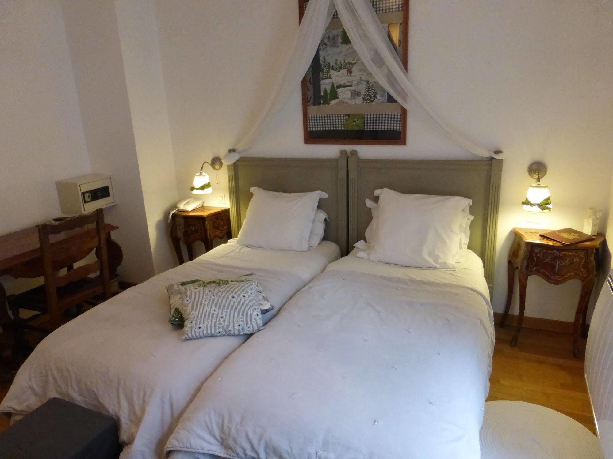 Logis Hotel La Villa Boucicaut Chalon-sur-Saône Buitenkant foto