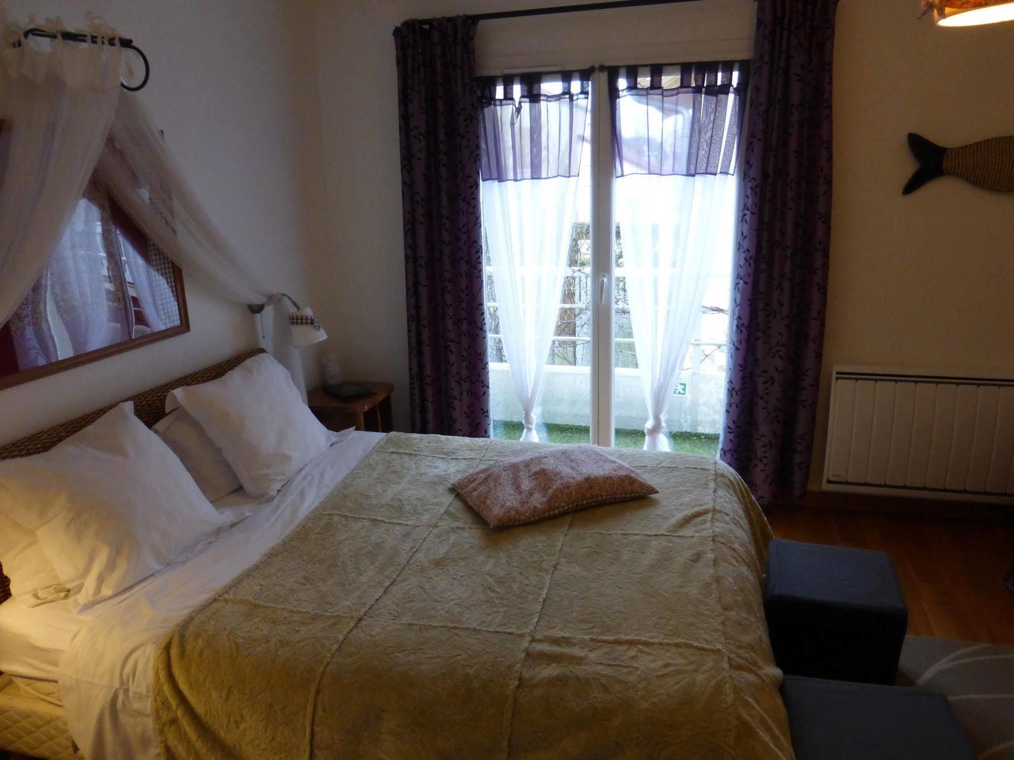 Logis Hotel La Villa Boucicaut Chalon-sur-Saône Buitenkant foto